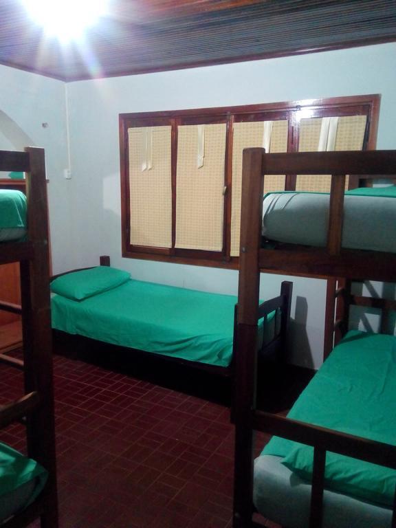 Iguazu Rey Hostel Пуерто-Іґуасу Екстер'єр фото