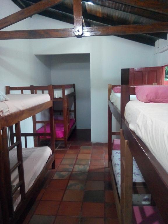 Iguazu Rey Hostel Пуерто-Іґуасу Екстер'єр фото