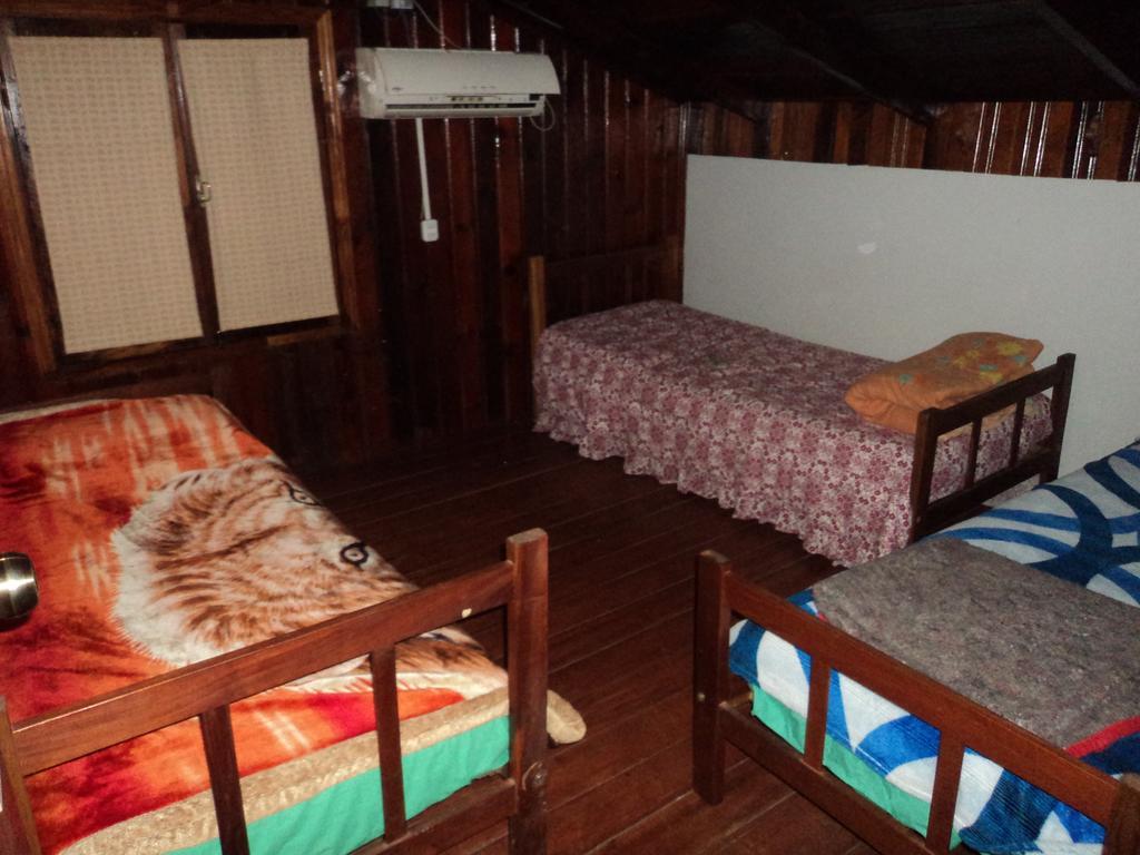 Iguazu Rey Hostel Пуерто-Іґуасу Номер фото