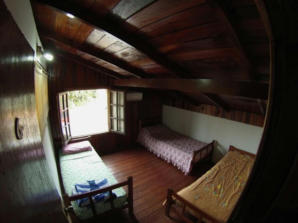 Iguazu Rey Hostel Пуерто-Іґуасу Номер фото