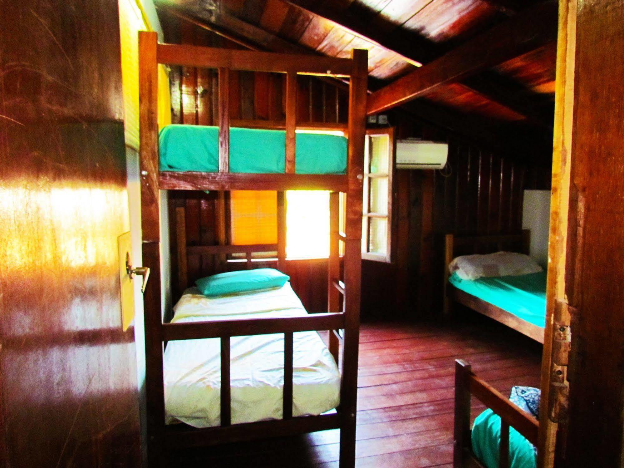 Iguazu Rey Hostel Пуерто-Іґуасу Екстер'єр фото